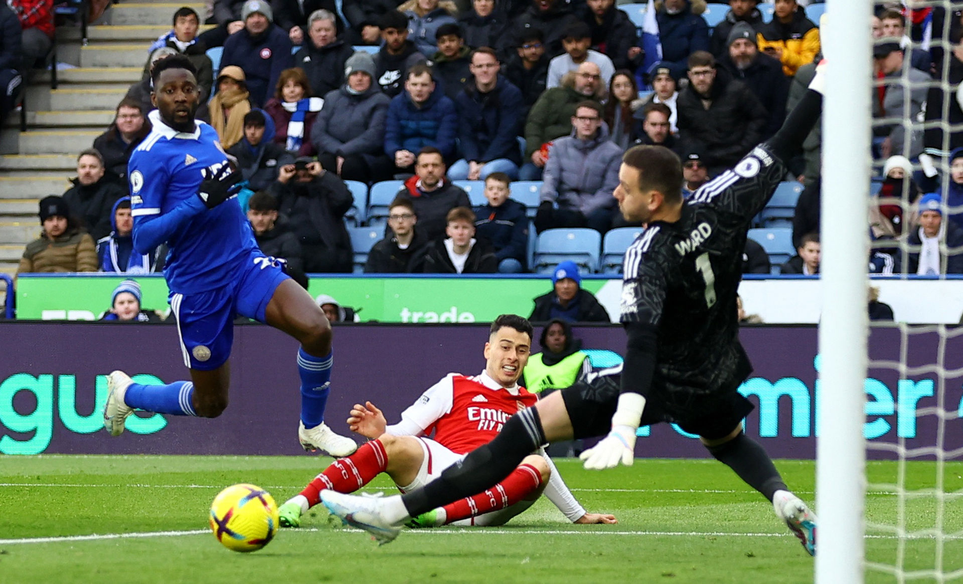 仅展示了穆 仅展示了穆